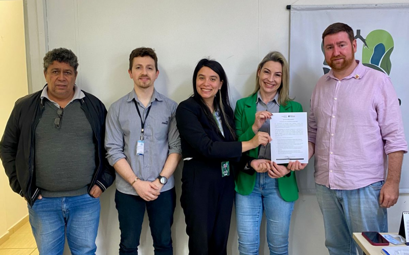 CISPAR e Instituto Ambiental de Maringá assinam Pacto Verde pelo meio ambiente.